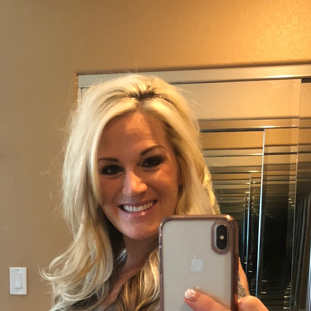 Meet your Posher, Karly